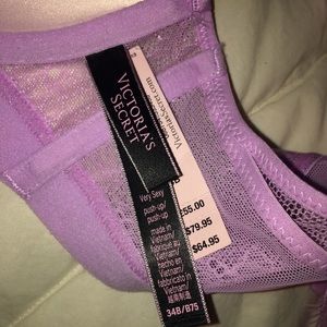BRAND NEW Victoria’s Secret push up bra